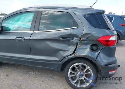 2020 Ford Ecosport Titanium z USA, uszkodzony, nr VIN MAJ3S2KE8LC345314